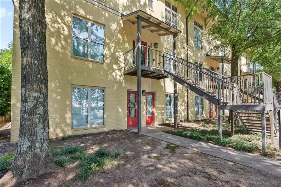 1195 Milton TER SE #2201, Atlanta, GA 30315