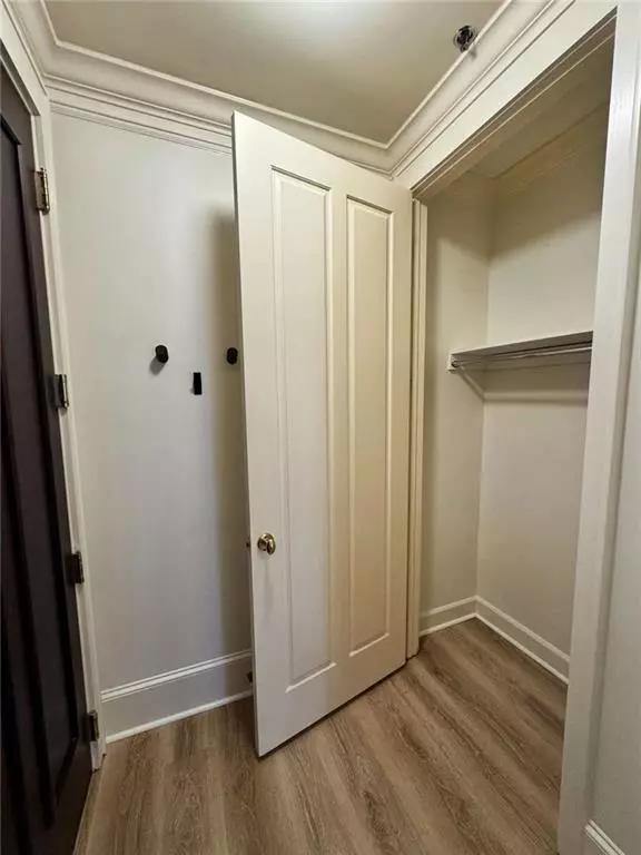 Atlanta, GA 30309,77 Peachtree PL NE #211