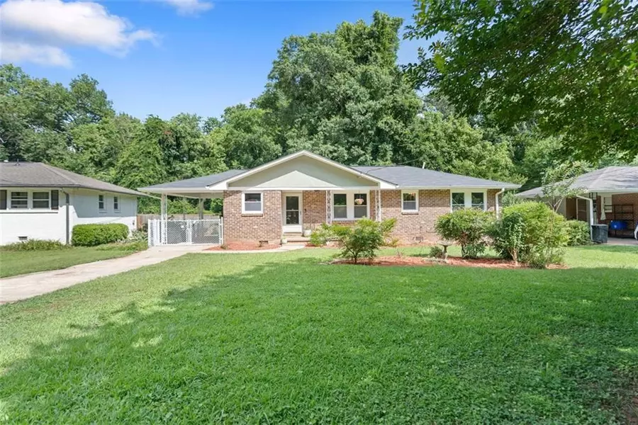2483 Hunting Valley DR, Decatur, GA 30033