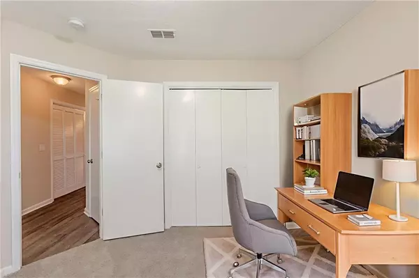 Marietta, GA 30008,2289 Clare Cottage CV SW