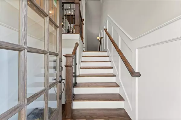 Atlanta, GA 30342,226 Chastain Preserve LN NE