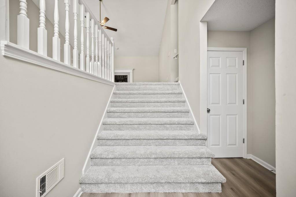 Austell, GA 30106,990 Trestle DR
