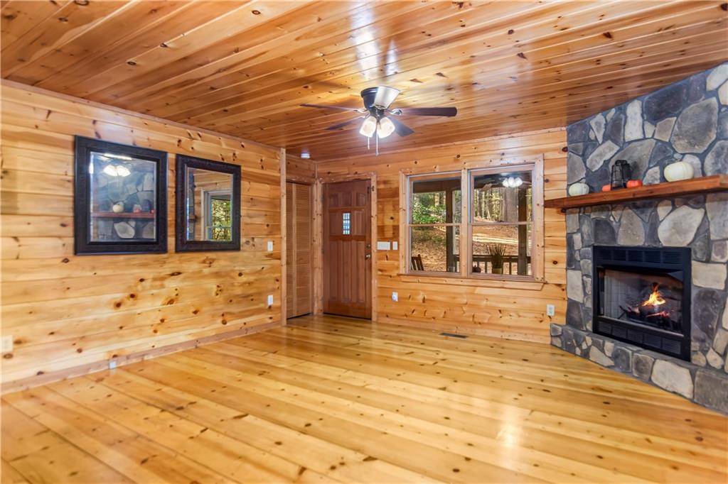 Ellijay, GA 30536,125 Waters RD