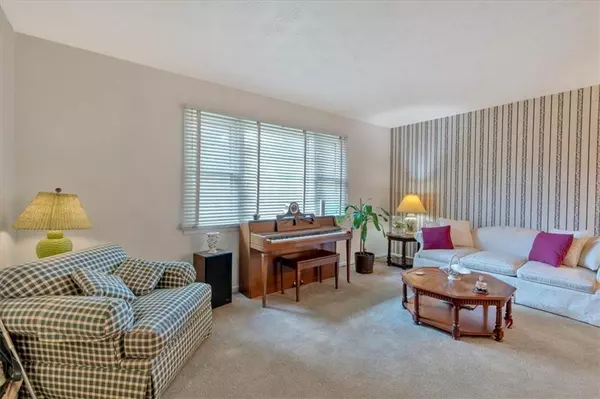 Lilburn, GA 30047,4866 S Lilburn Stone Mountain Road SW