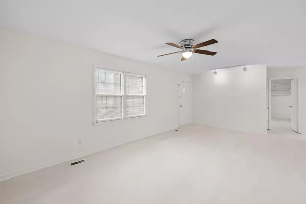 Jefferson, GA 30549,143 Elrod AVE