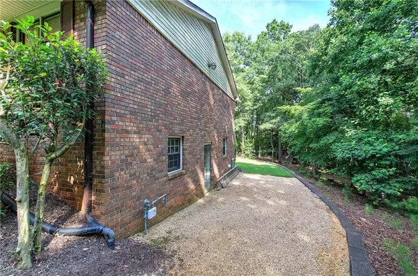 Cartersville, GA 30120,111 Tanglewood DR