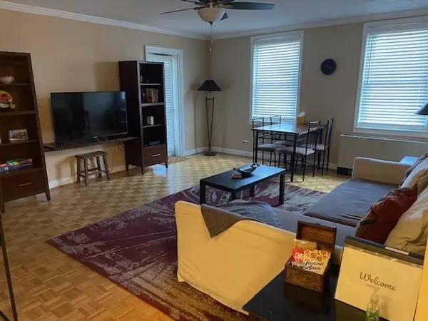 Atlanta, GA 30308,300 Peachtree ST NE #11C