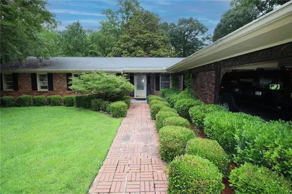 Sandy Springs, GA 30342,742 Starlight CT NE