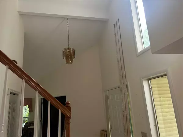 Roswell, GA 30075,975 Willeo RD