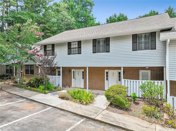 6043 Wintergreen RD, Norcross, GA 30093