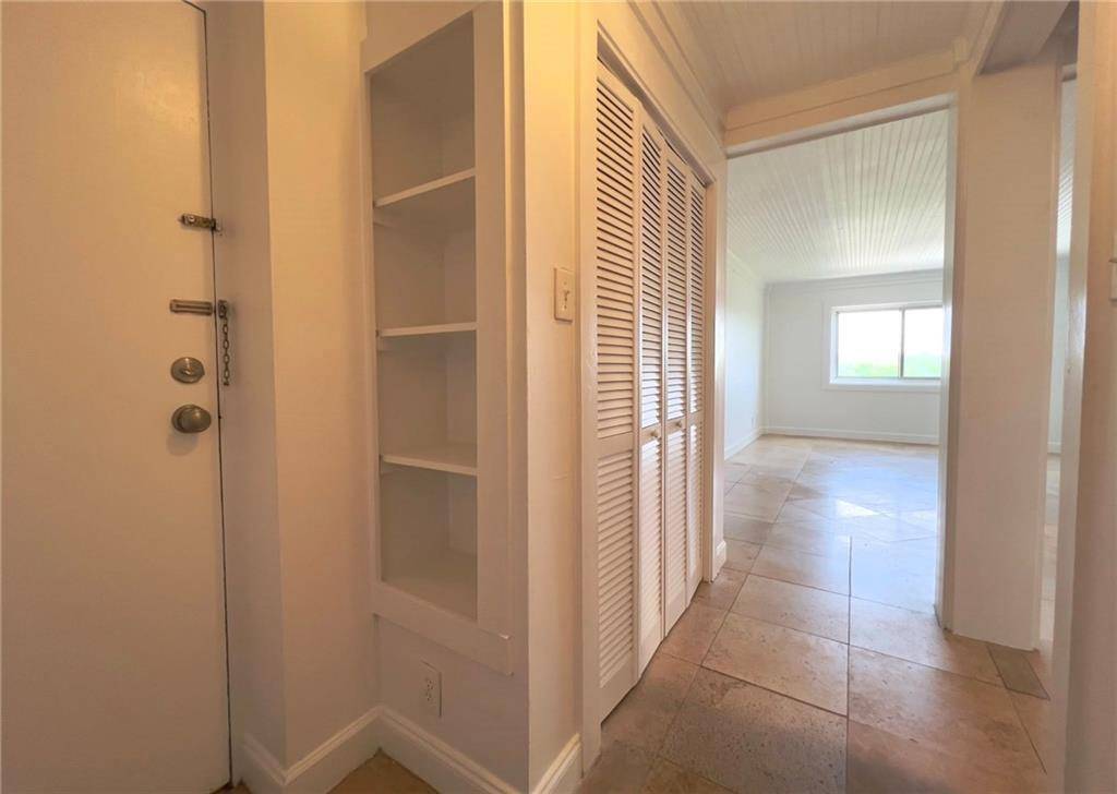 Atlanta, GA 30309,2285 Peachtree RD NE #1202