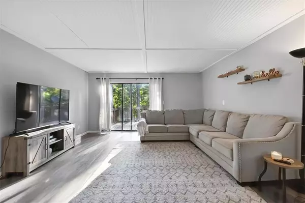 Villa Rica, GA 30180,102 Oak PL