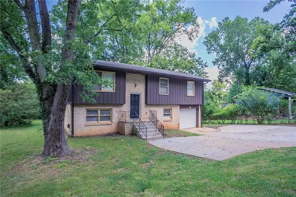 Decatur, GA 30035,1966 Snapfinger RD