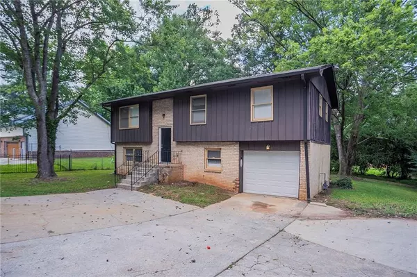 Decatur, GA 30035,1966 Snapfinger RD