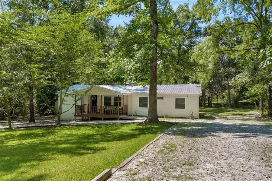 5711 Hill View DR, Oxford, GA 30054