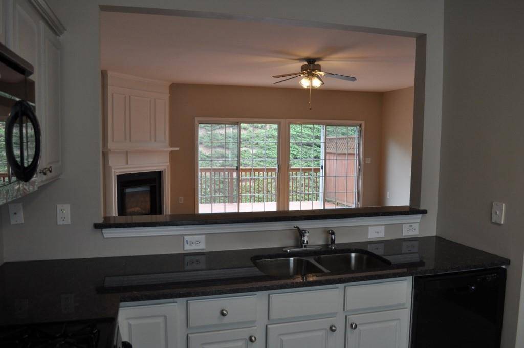 Alpharetta, GA 30004,1022 Thornborough DR
