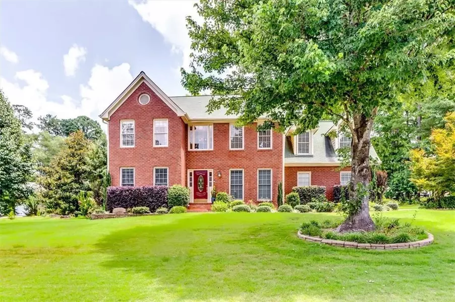 2209 Willow Crest CIR, Lawrenceville, GA 30044