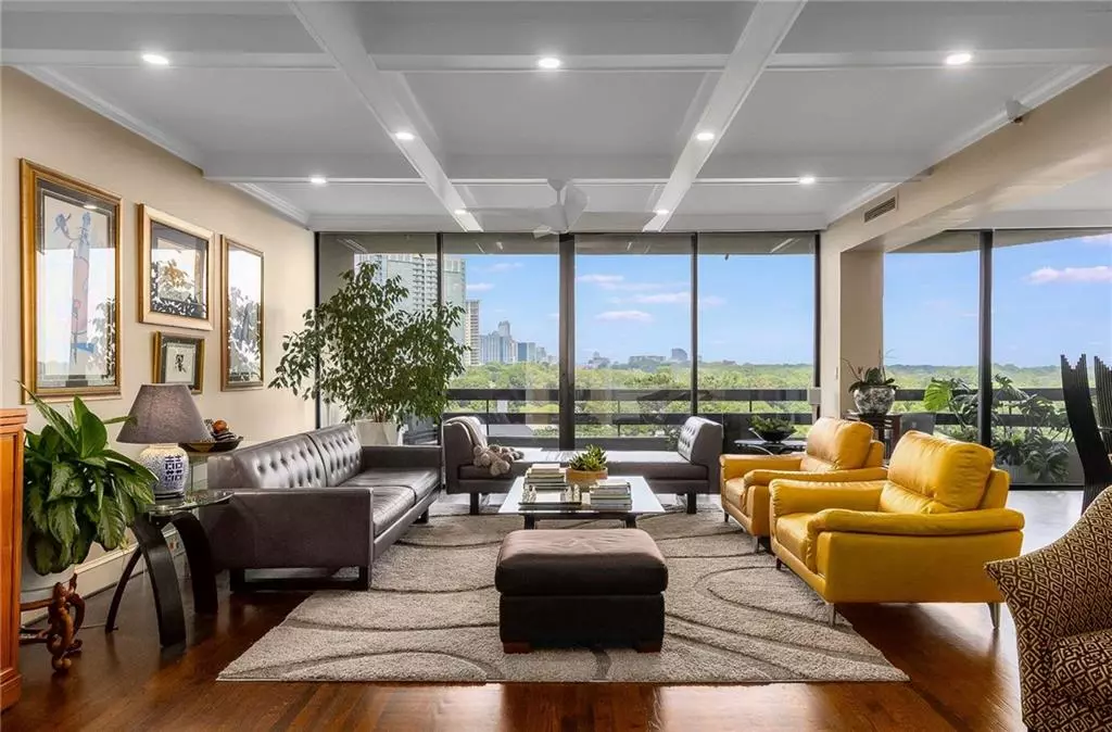 Atlanta, GA 30305,2660 Peachtree RD NW #13F