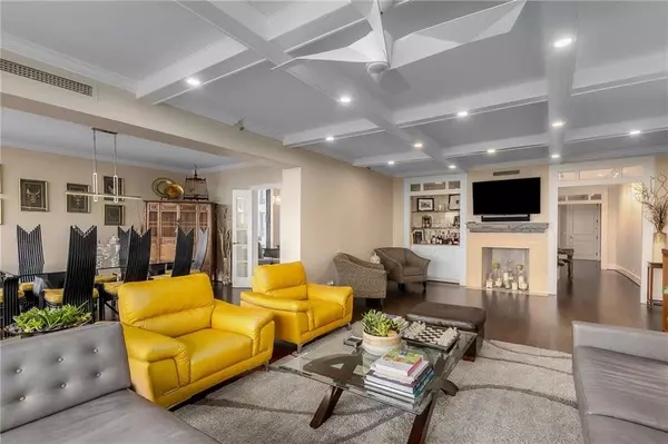 Atlanta, GA 30305,2660 Peachtree RD NW #13F