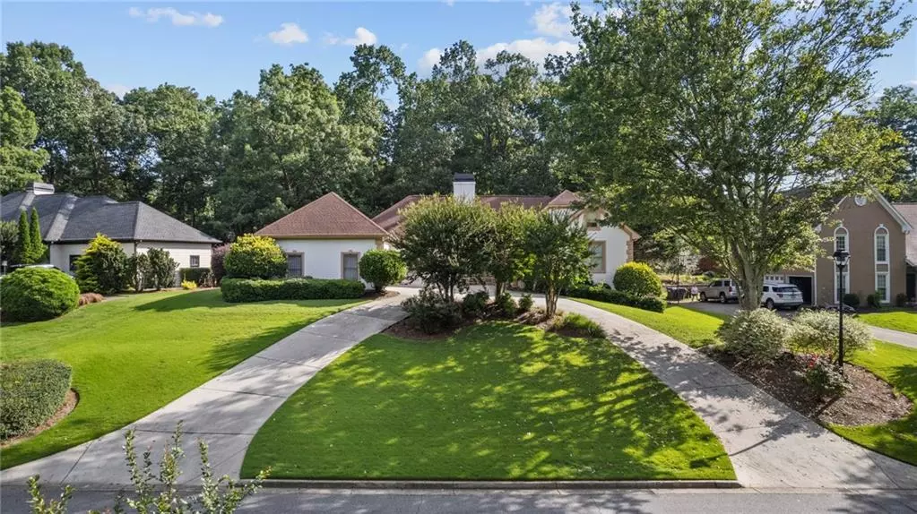 Roswell, GA 30075,2050 Trotters Ridge WAY
