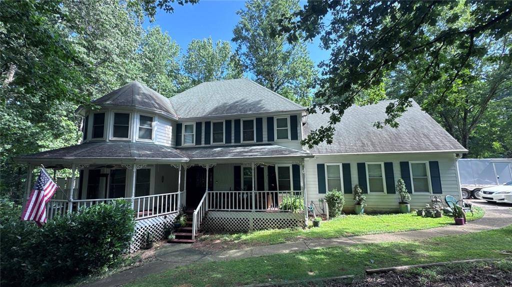 402 W Leslie CT, Woodstock, GA 30188