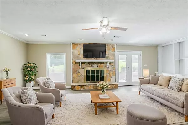 Stone Mountain, GA 30087,717 Raven Springs TRL