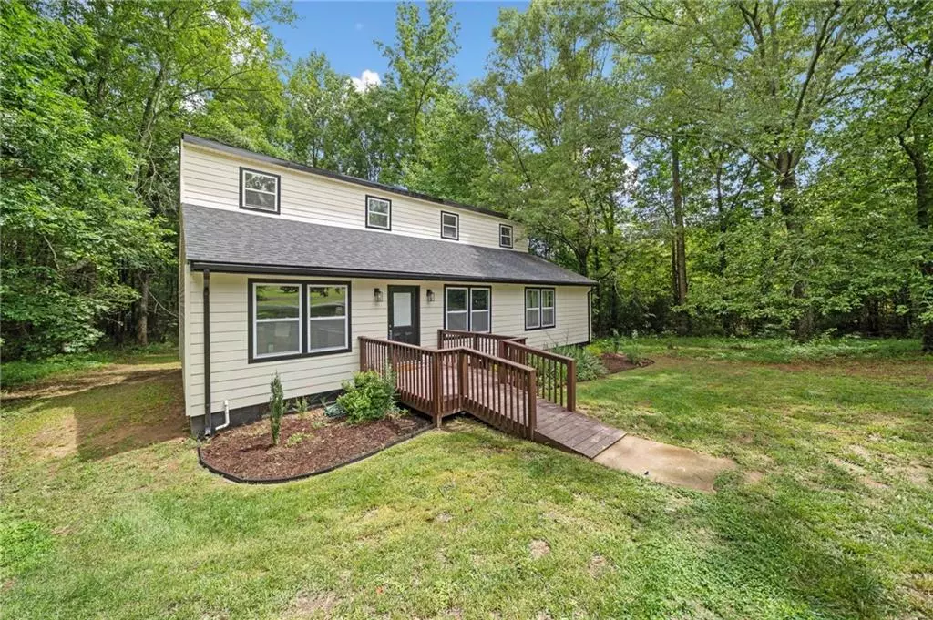 Temple, GA 30179,172 White Rose LN