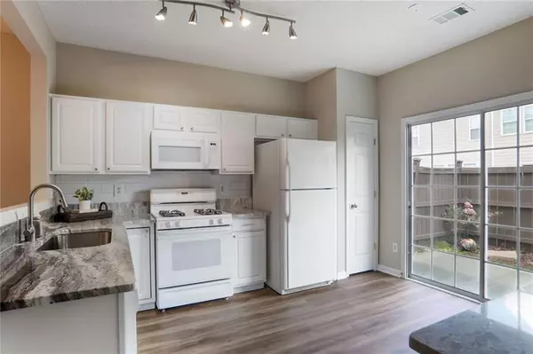 Alpharetta, GA 30004,2911 Commonwealth CIR