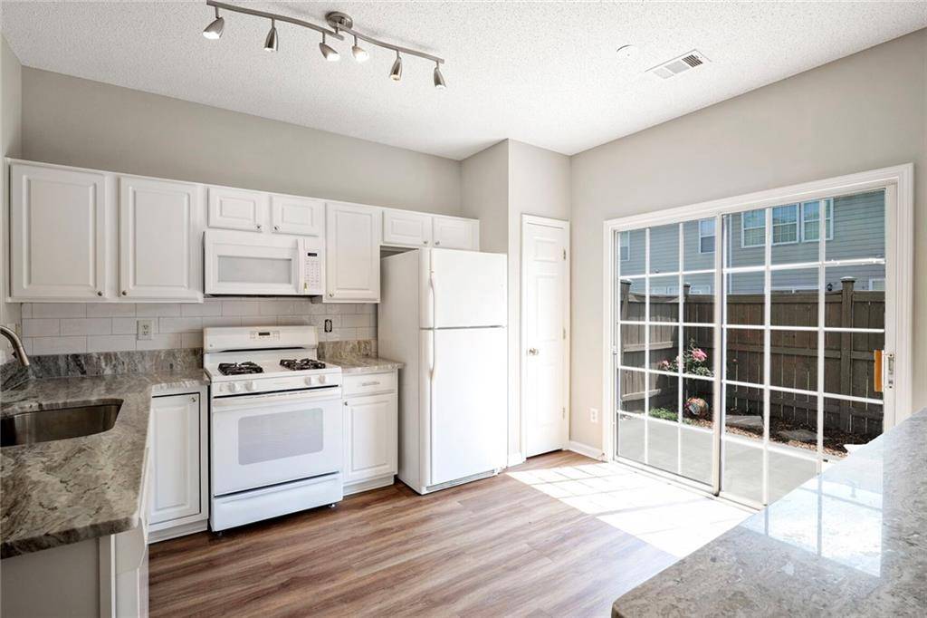 Alpharetta, GA 30004,2911 Commonwealth CIR