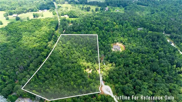 Chattahoochee Hills, GA 30268,8285 Farmette BND