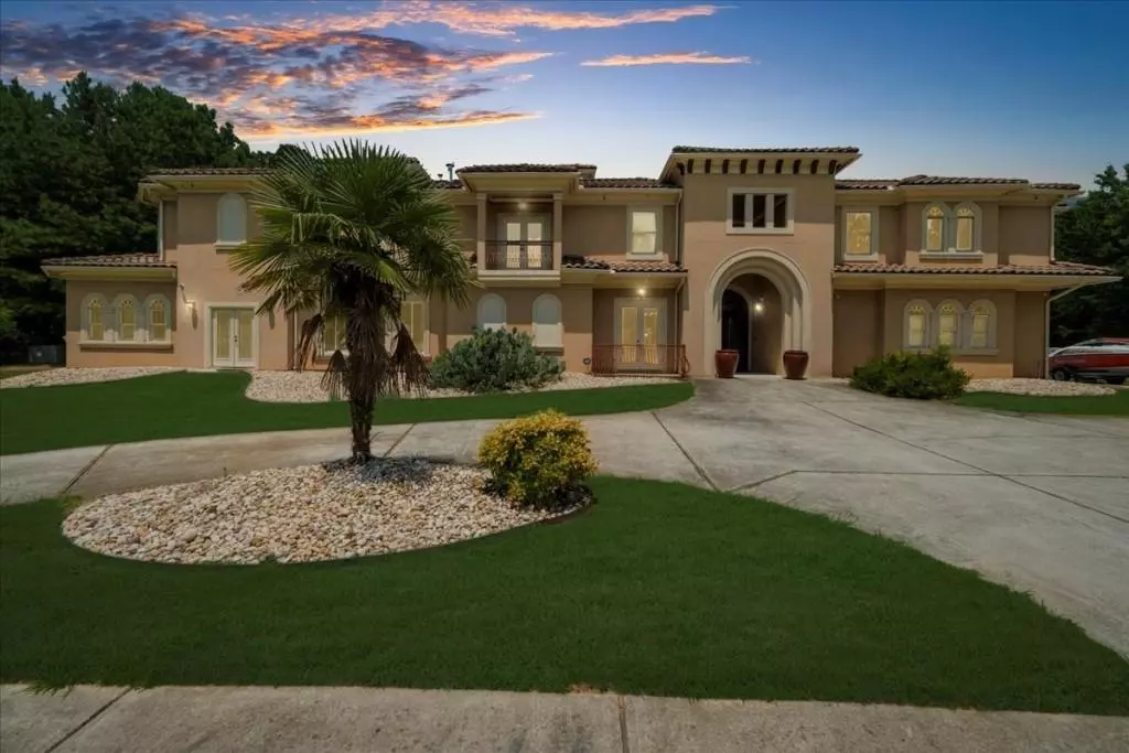 Lithonia, GA 30058,932 Shadowford FLS