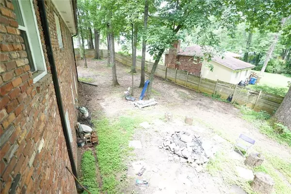 Atlanta, GA 30354,3010 Waters RD SW