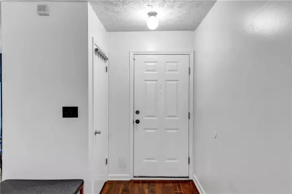 Riverdale, GA 30296,6725 River Glen DR