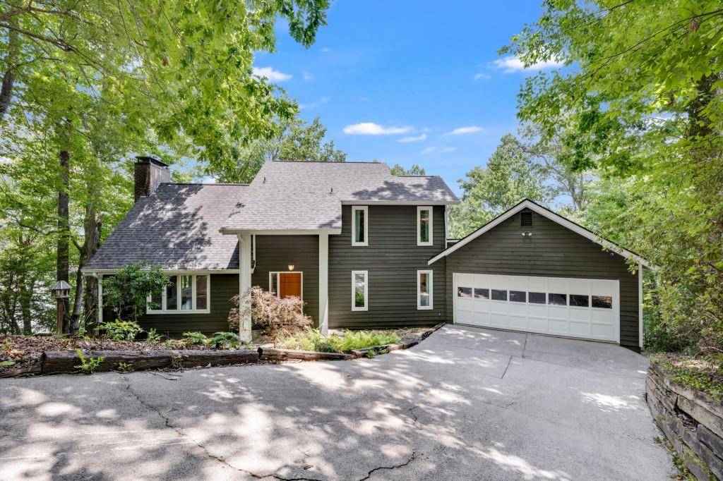537 Chestatee View DR, Dawsonville, GA 30534