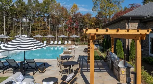 Gainesville, GA 30501,900 Mountaintop AVE #B1