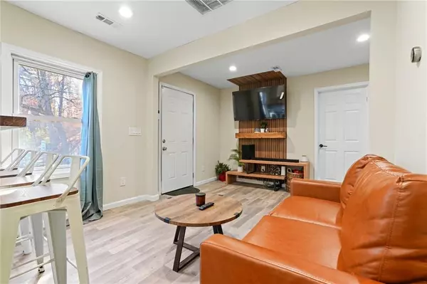 Atlanta, GA 30310,1443 Richland RD SW