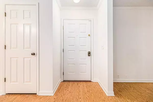 Atlanta, GA 30350,201 Barrington Hills DR