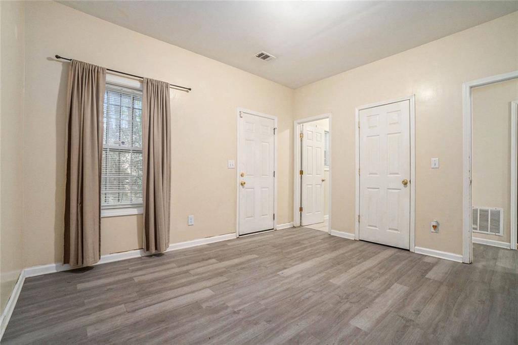 Atlanta, GA 30331,734 Celeste LN SW #84