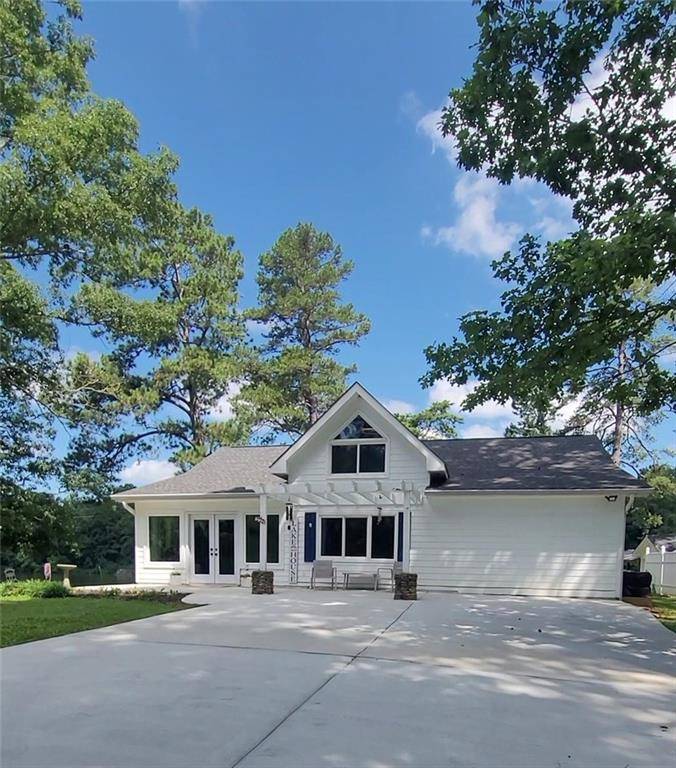 197 Big Springs RD SE, Calhoun, GA 30701