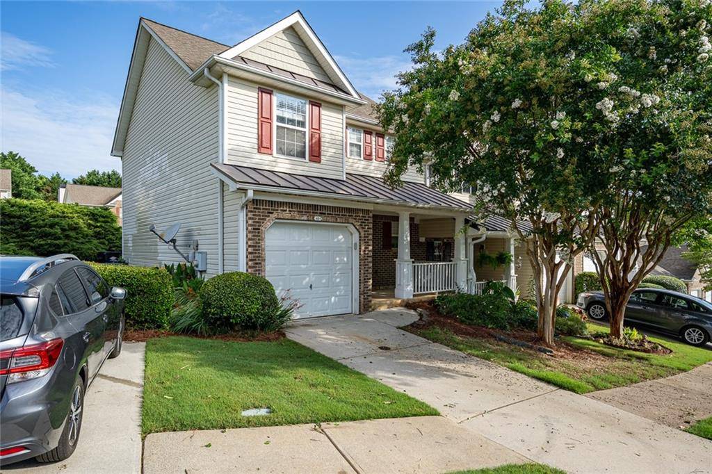 401 Red Coat LN, Woodstock, GA 30188