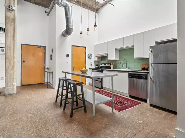Atlanta, GA 30312,659 Auburn AVE NE #215