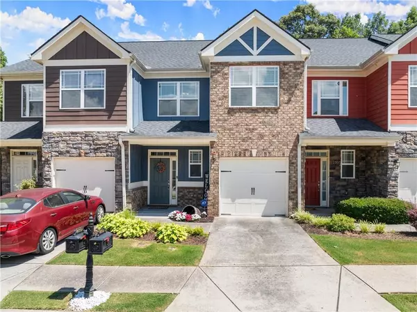 2355 Marbleridge DR, Gainesville, GA 30501