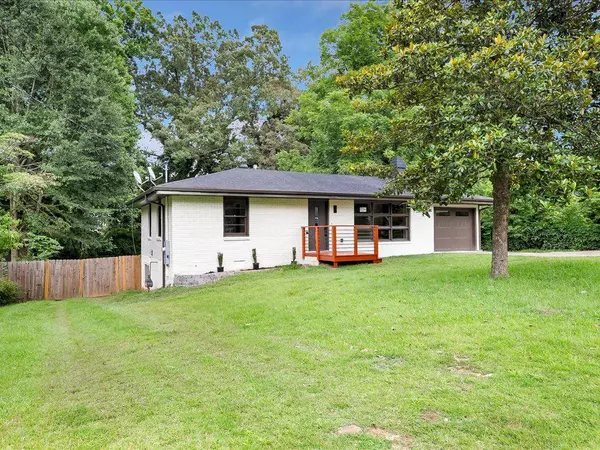 Mableton, GA 30126,5207 White BLVD SW