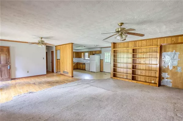 Conyers, GA 30012,1342 Peggy LN NW