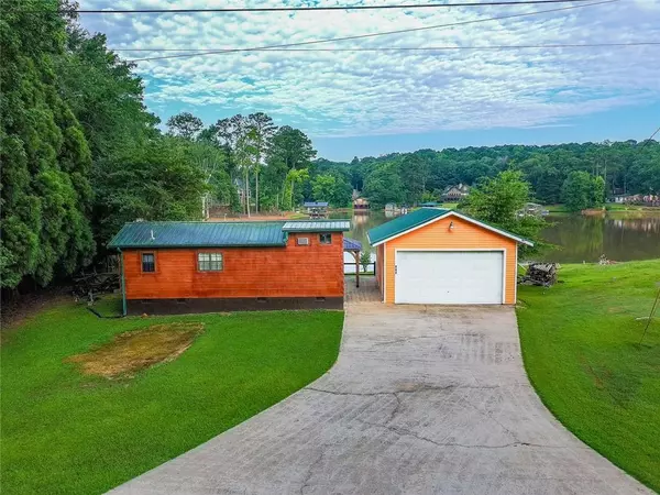 Jackson, GA 30233,275 Reeves RD