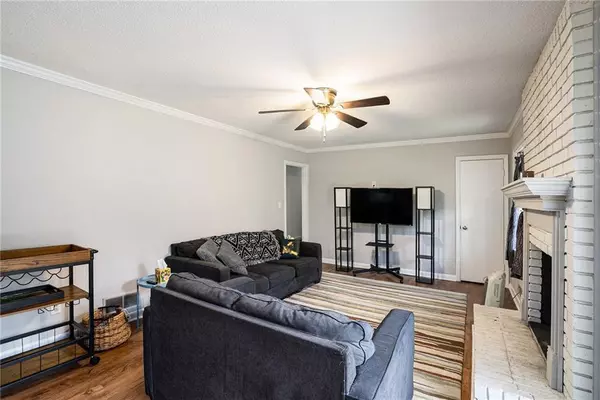College Park, GA 30337,4204 Williamsburg DR