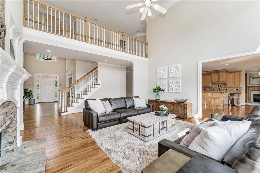 Alpharetta, GA 30022,870 Longstone LNDG