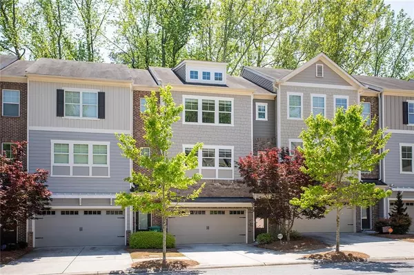 2813 White Oak LN, Decatur, GA 30032