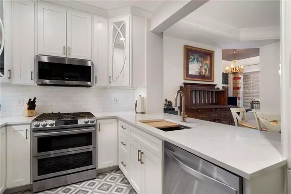 850 Piedmont AVE NE #1206,  Atlanta,  GA 30308