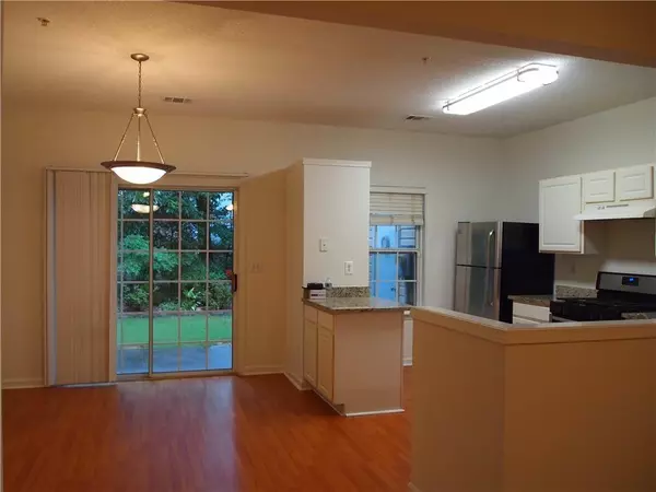 Alpharetta, GA 30005,2175 Whitestone PL